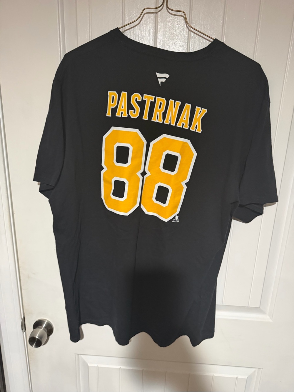 Fanatics Black and Gold Pastrnak #88 Short Sleeve Shirt